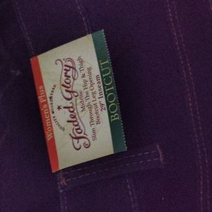 Women jeans 22wp, old navy long sleeve tshirt,both sold together.Sold together